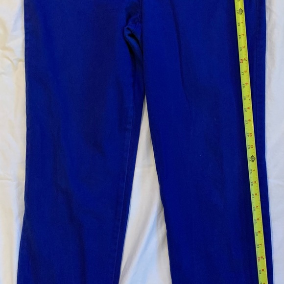 Gloria Vanderbilt | 12 | Blue denim straight leg high waisted jeans - Picture 4 of 8